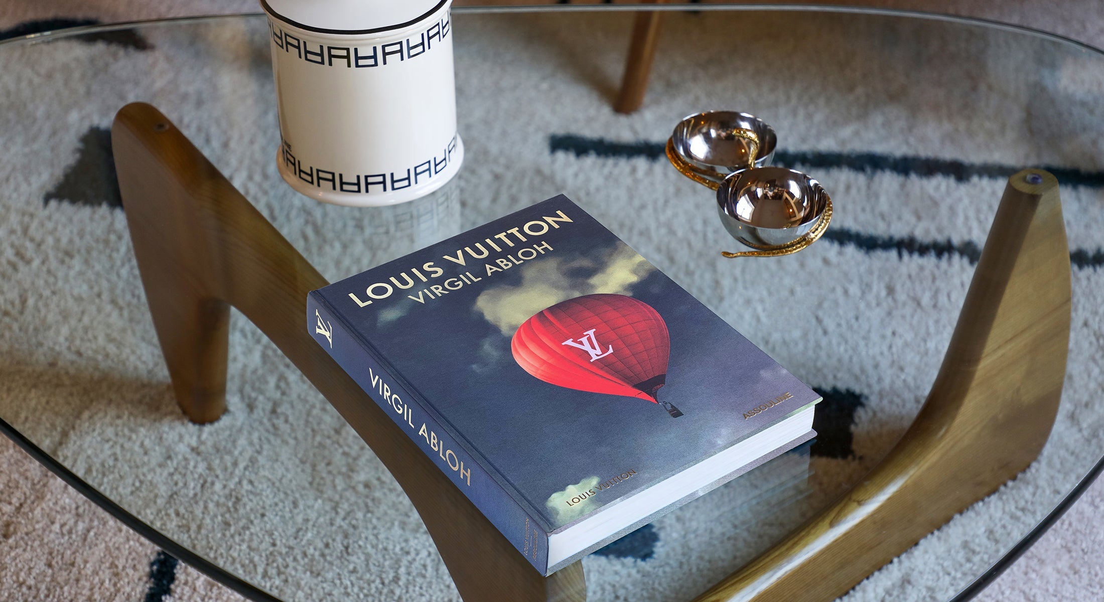 Assouline Louis Vuitton: Virgil Abloh (Classic Balloon Cover) – Maison &  Tavola
